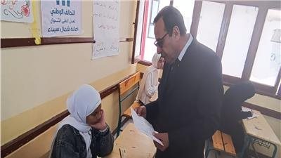 محافظ شمال سيناء يتفقد امتحانات الشهادة الإعدادية