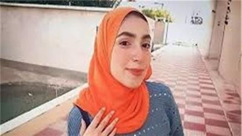 طالبة العريش