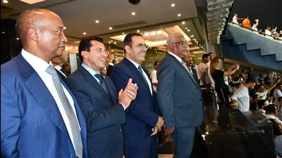 وزير الرياضة يهنئ نادي الزمالك وجماهيره بالفوز بالكونفدرالية الأفريقية