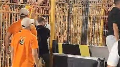 لقطات إنسانية لرجال الأمن في ليلة تتويج الأهلي بالبطولة الأفريقية 