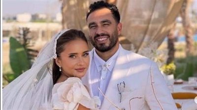 بعد زواج عامين ونصف.. طلاق نيللي كريم ولاعب الإسكواش السابق هشام عاشور 