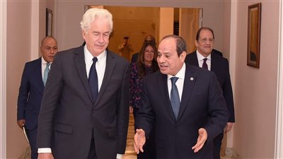 رئيس وكالة الاستخبارات الأمريكية ينقل للرئيس السيسي تحيات جو بايدن