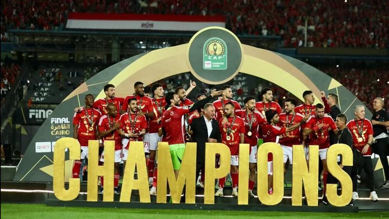 لاعبي الأهلي