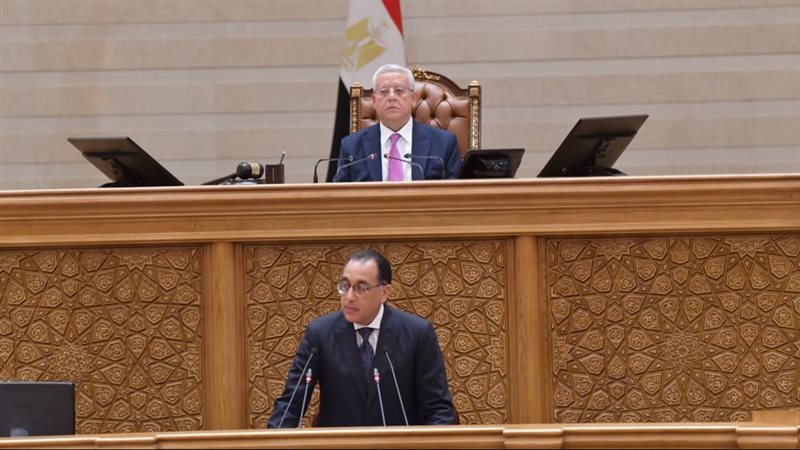 رئيس الوزراء بمجلس