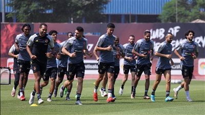 الأهلي يواصل تدريباته استعدادًا لمباراة المصري البورسعيدي في الدوري