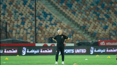 كولر يستقر على دخول معسكر مغلق لمدة 48 استعدادًا للهلال بدوري أبطال أفريقيا