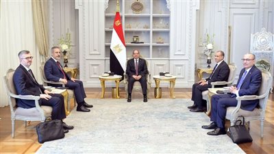 الرئيس السيسي يشدد على ضرورة تضافر جميع الجهود لإنفاذ وقف إطلاق النار بغزة فورًا