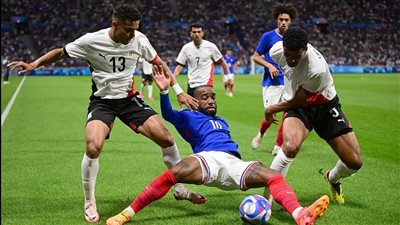 منتخب مصر يخسر 3 - 1 أمام فرنسا ويواجه المغرب على البرونزية 