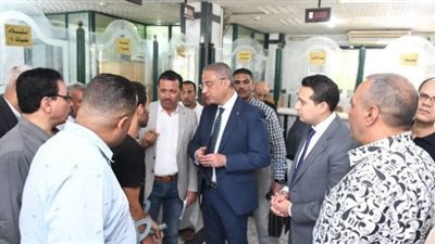 محافظ الفيوم يتابع إجراءات التصالح بالمراكز التكنولوجية