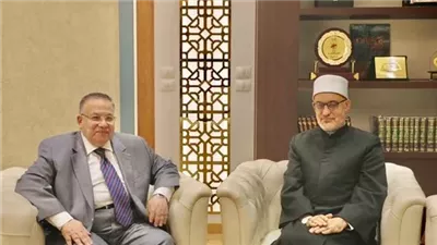 مفتي الجمهورية يبحث مع نقيب الأشراف التنسيق والتعاون المشترك