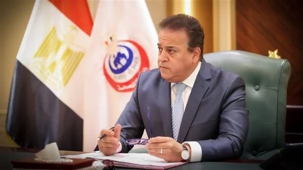 الدكتور خالد عبدالغفار وزير الصحة والسكان 