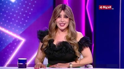 نقل الإعلامية إيمان أبو طالب للمستشفى بعد تعرضها لحادث