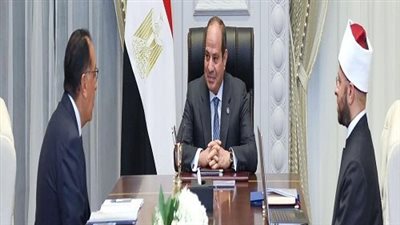 الرئيس السيسي يوجه بالعناية بالأئمة والخطباء وتطوير برامج التأهيل والتدريب