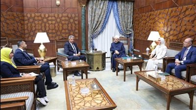 شيخ الأزهر يستقبل رئيس مجلس أمناء التحالف الوطني للعمل الأهلي 