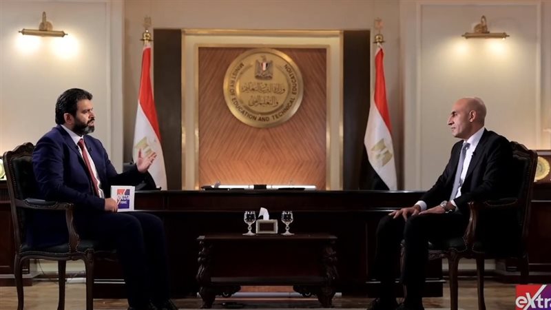 وزير التعليم وأحمد