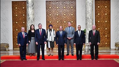 الرئيس السيسي: إقامة الدولة الفلسطينية المستقلة السبيل لنزع فتيل التوتر الإقليمى