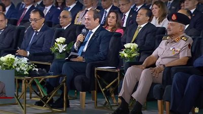 الرئيس السيسي: مصر لديها تجربة ناجحة فى تحويل المحنة إلى منحة
