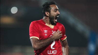 كهربا يعتذر لجماهير الأهلي: «في ناس عايزة تدمر مستقبلي»