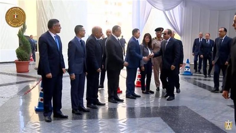 لحظة وصول الرئيس