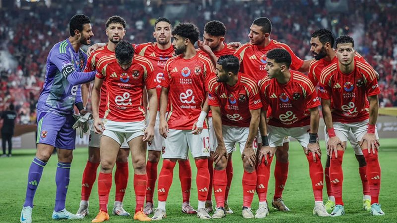 لاعبي الأهلي