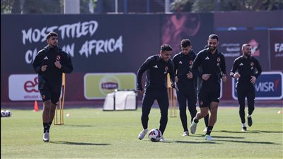 الأهلي يواصل تدريباته استعدادًا لمباراة البنك في الدوري