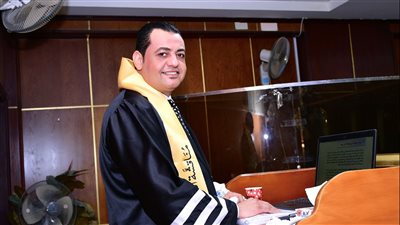 محمد النص يحصل على درجة الدكتوراة فى ترشيد التكاليف المتماثلة التنافسية 