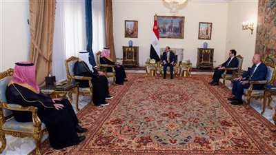 الرئيس السيسي يؤكد اعتزاز مصر قيادة وشعبًا بالعلاقات التاريخية مع السعودية