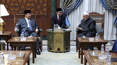 شيخ الأزهر يستقبل رئيس إندونيسا ويتفقان على مواصلة الضغط لوقف العدوان على غزة
