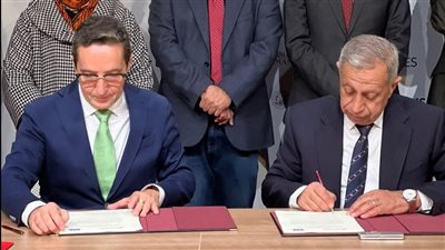 الأكاديمية العربية توقع اتفاقية تعاون مشترك مع جامعة سالامانكا الاسبانية