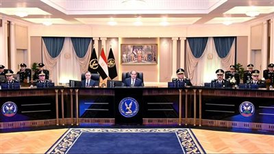 الرئيس السيسي: الأوضاع الإقليمية تستوجب تكاتف جميع أبناء الوطن لحمايته من أي تهديدات