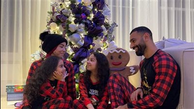 محمد صلاح يحتفل بـ 