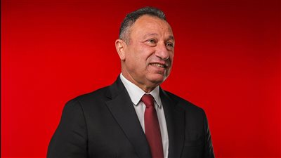 الخطيب يهنئ أبطال السلة.. ويشيد بدور جماهير الأهلي