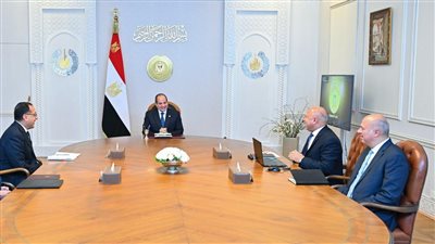 الرئيس السيسي يؤكد الأهمية القصوى لملف توطين الصناعة وتعزيز الإنتاج