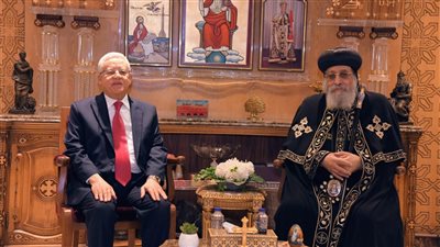 رئيس مجلس النواب يهنئ البابا تواضروس بعيد الميلاد المجيد