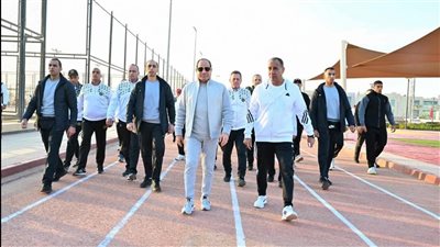 الرئيس السيسي يتفقد الأكاديمية العسكرية المصرية.. صور