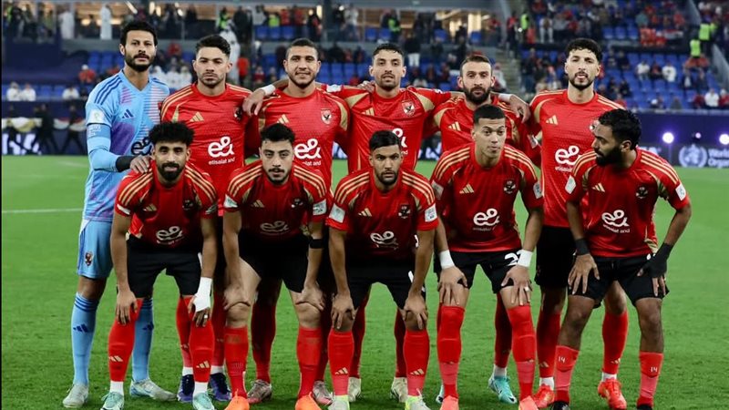 لاعبي الأهلي