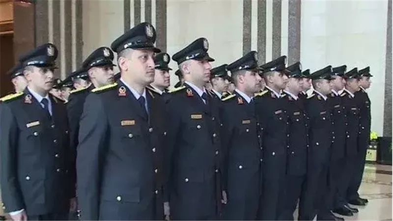 طلاب أكاديمية الشرطة