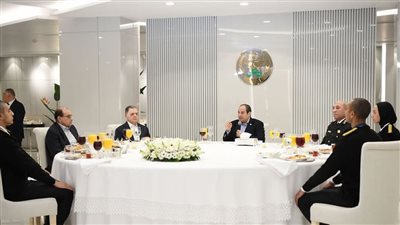 الرئيس السيسي: الدولة تبذل قصارى الجهد لتطوير وإصلاح مؤسساتها