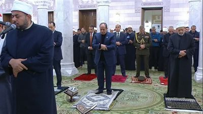 بث مباشر.. الرئيس السيسي يفتتح المرحلة الثانية من تطوير مسجد السيدة نفيسة ويؤدي صلاة الفجر