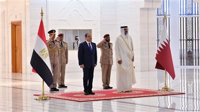 أمير قطر يستقبل الرئيس السيسي بمقر الديوان الأميري في الدوحة