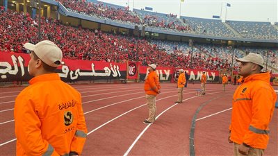 قلب العاصمة يخفق.. استعدادات أمنية لتأمين مباراة الأهلي وفاركو