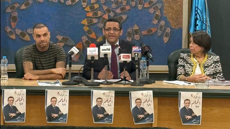 نقيب الصحفيين