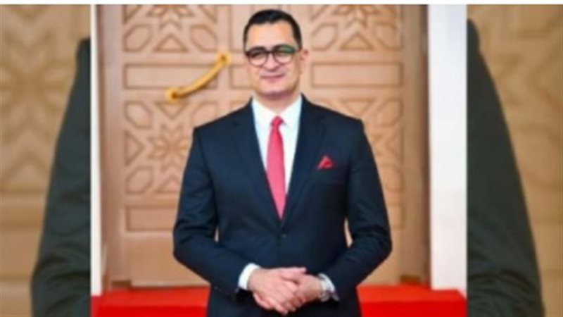 النائب محمود طاهر