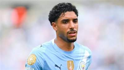 قهوة الخُن تحتفي بالنجم العالمي عمر مرموش.. جرافيتي في قلب وسط البلد يتحول إلى ظاهرة جماهيرية