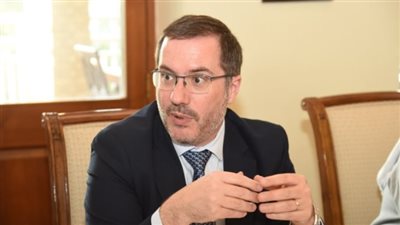 سفير بريطانيا يشيد بدور مصر والوسطاء فى التوصل لوقف إطلاق النار فى إيران