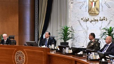 مجلس الوزراء يعلن غلق المحلات والمطاعم من الجمعة 10 أبريل وحتى الإثنين 11 مساء بدلا من 9