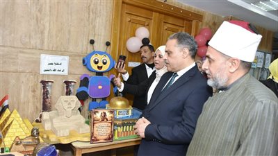 محافظ الشرقية يفتتح المعرض السنوي للوسائل التعليمية 