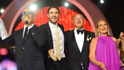 في ليلة استثنائية.. نجوم الفن يضيئون حفل زفاف ابنة محمد السعدي