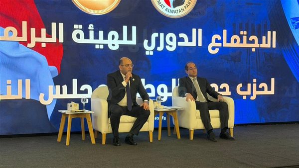 وزير المالية خلال اجتماع مع برلمانية حماة الوطن