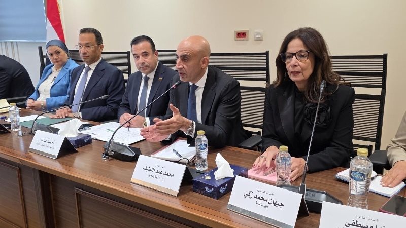 اجتماع لجنة الاتصالات